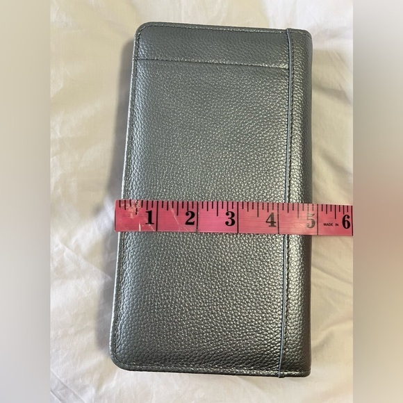 Rogue Industries | Zip Around Travel Leather Cell Phone Wallet | Silver - Picture 8 of 10